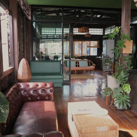 Non House Bangkok บ้านนอนโฮสเทล 외부 사진