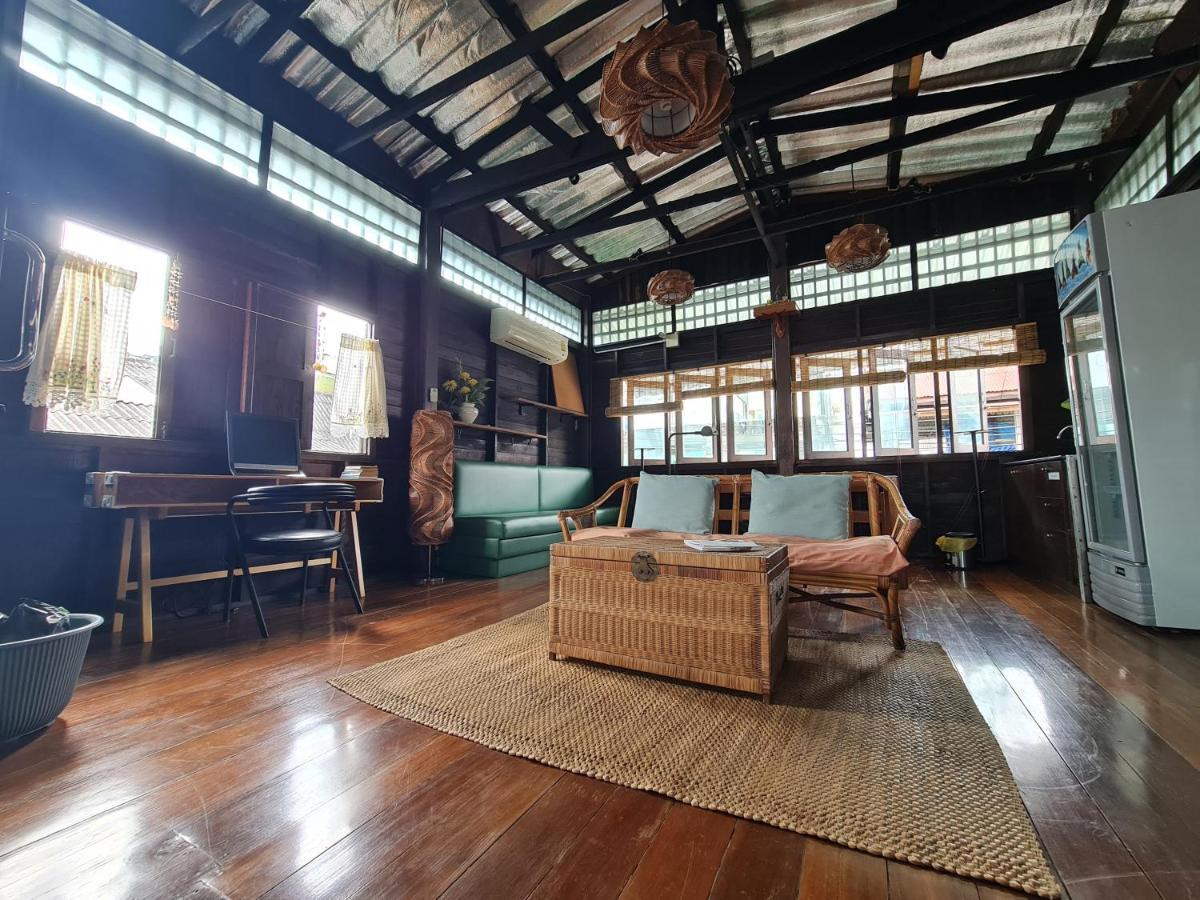 Non House Bangkok บ้านนอนโฮสเทล 외부 사진