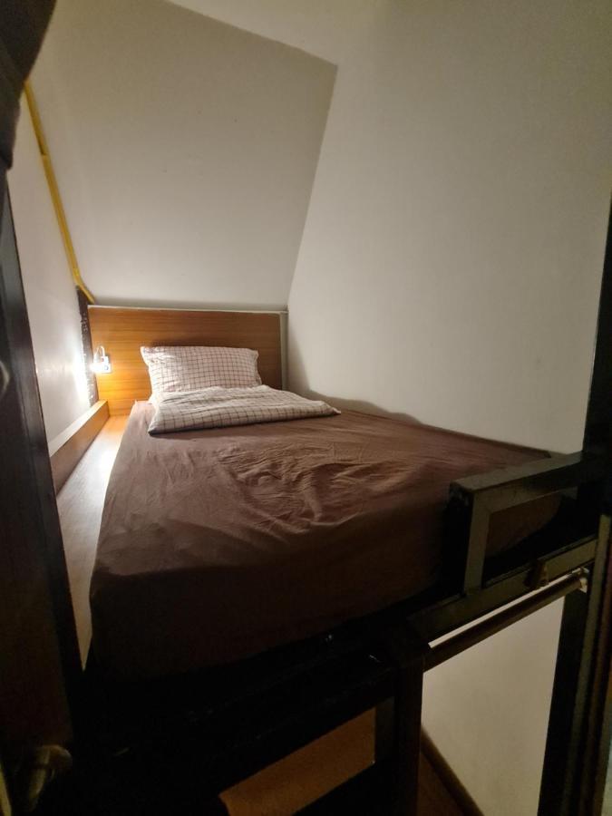 Non House Bangkok บ้านนอนโฮสเทล 외부 사진